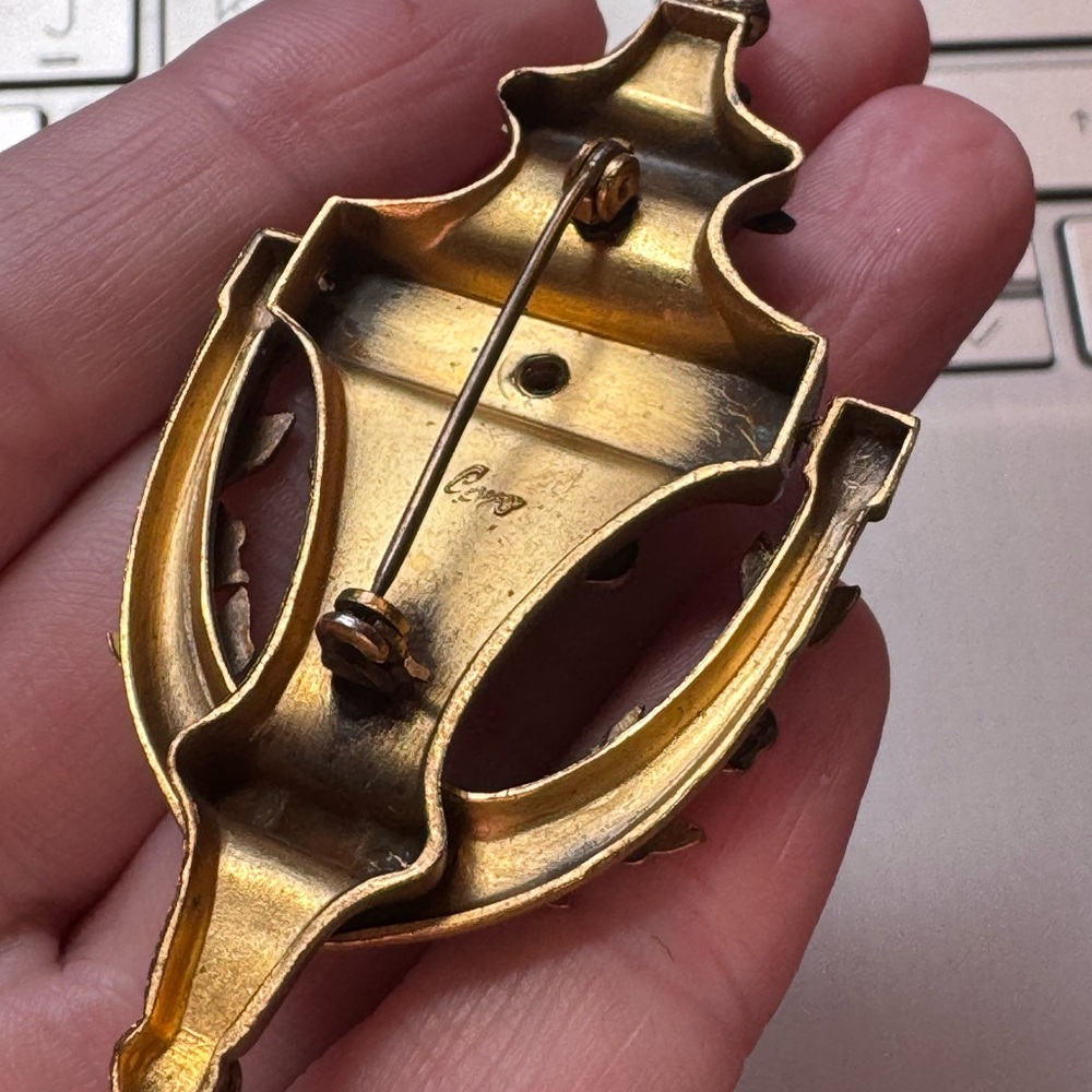 1940s Vintage Coro Mechanical Doorknocker Brooch - Picture 5 of 5